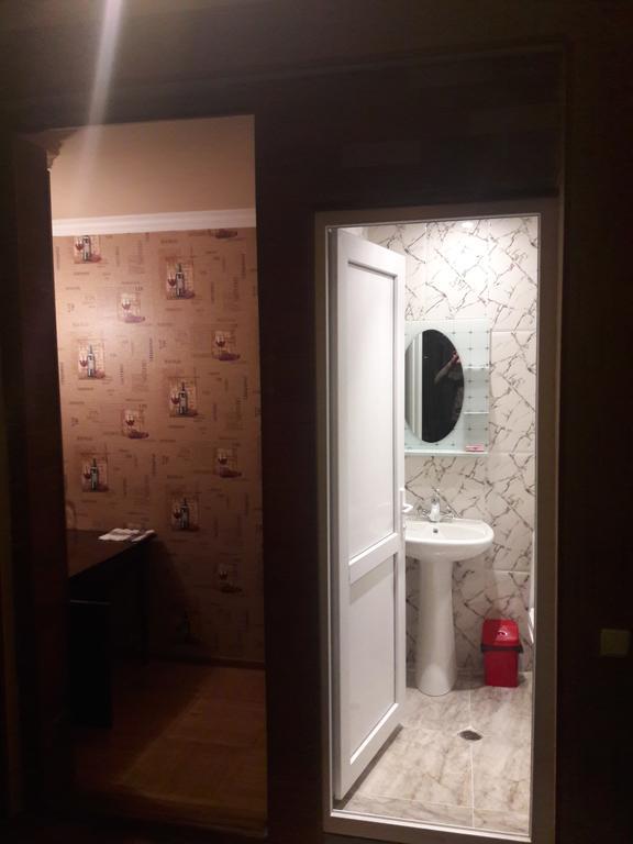 Rachvela'S Guest House 보르조미 외부 사진